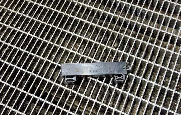 Volkswagen ID.3 Keyless system antenna 5WA962132