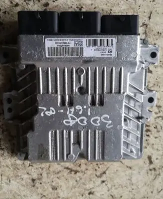 Peugeot 3008 I Engine control unit/module 9676587780