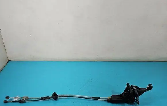 Gear shift cable linkage