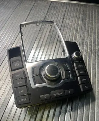 Audi A6 S6 C6 4F Head unit multimedia control 4F1919611M