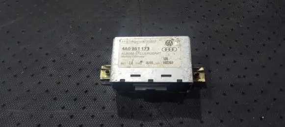 Audi A6 S6 C4 4A Other control units/modules 4A0951173 960264