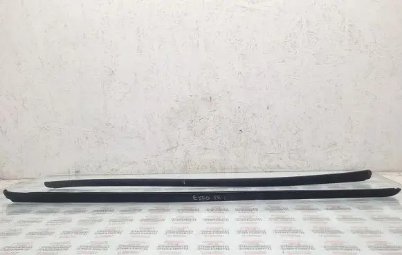 Seat Exeo (3R) Windshield trim 8E0854327E