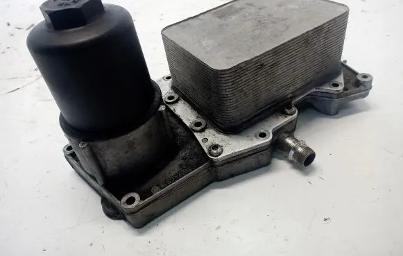 Land Rover Range Rover L405 Engine oil radiator AL3Q-6B624-DB