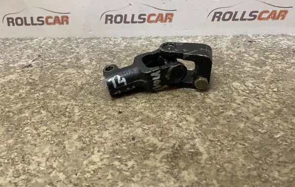 Steering column universal joint