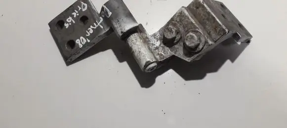 Peugeot Partner Front door upper hinge