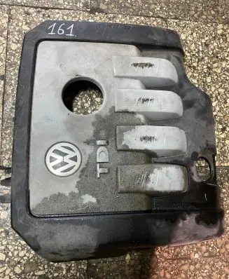 Volkswagen Golf V Engine cover (trim) 03G103925BG