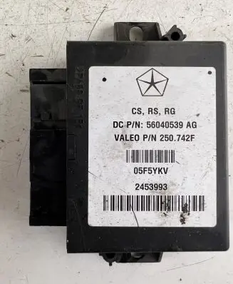 Chrysler Grand Voyager IV Parking PDC control unit/module 56040539AG 05F5YKV 2453993