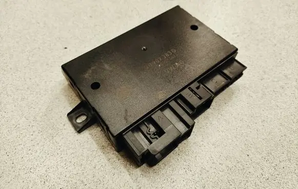 Volkswagen Touran III Tow bar trailer control unit/module 5Q0907383G 5C0907383D