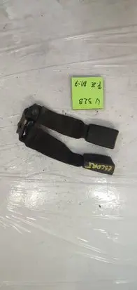 Ford Escort Middle seatbelt buckle (rear) 798451316