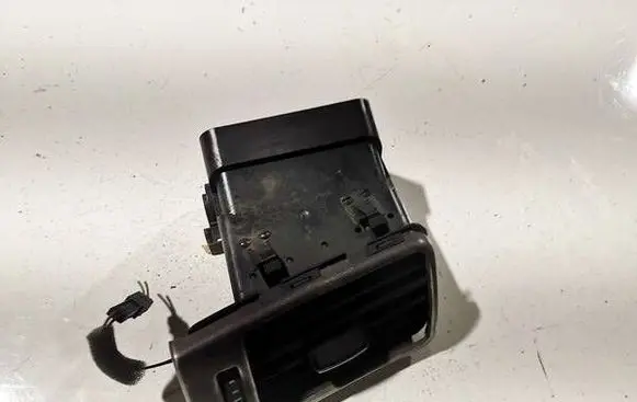 Audi A6 S6 C5 4B Dash center air vent grill 4B1820901