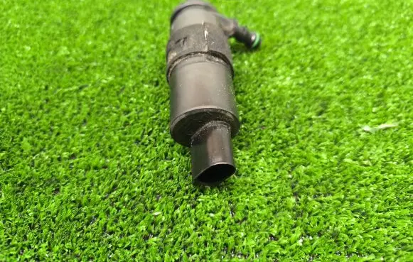 Audi A7 S7 4G Headlight washer pump 3B7955681