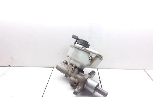 Skoda Octavia Mk2 (1Z) Master brake cylinder 1K1611301 03350886321