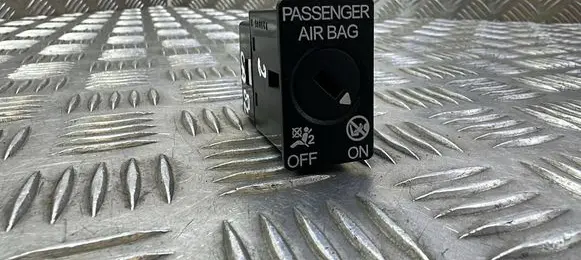 Audi A3 S3 8V Passenger airbag on/off switch 5C5919237