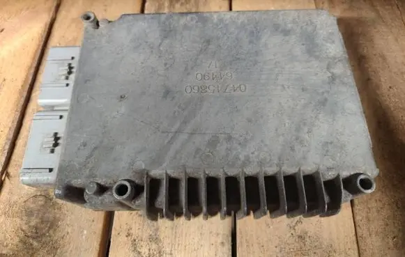Chrysler Voyager Engine control unit/module ECU 04727283AB 489420