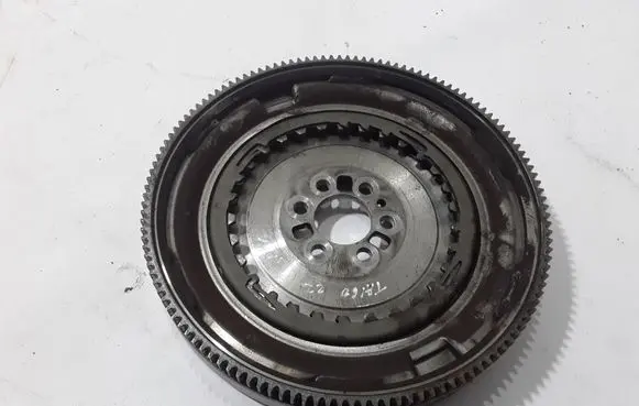 Volkswagen Taigo Flywheel 04C105266H