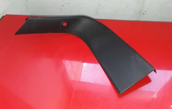 Volvo V40 Tailgate trim 31305468