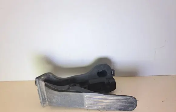 Volkswagen Golf VI Accelerator throttle pedal 1K1721503T 6PV00860050