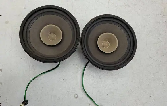 Mercedes-Benz E W124 Panel speaker 1248203902 4910420109