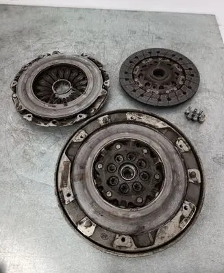 BMW 3 F30 F35 F31 Clutch set kit 7603849 8638897 7641236