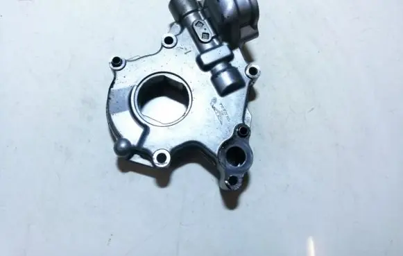 Subaru Legacy Oil pump 