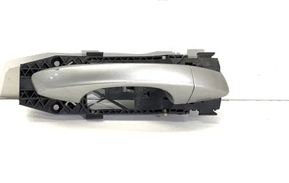 Volkswagen Golf VII Front door exterior handle 