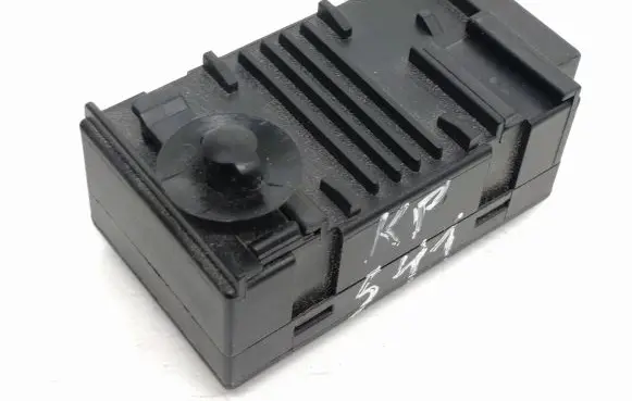Ford Transit Courier Seat heating relay 11002298c