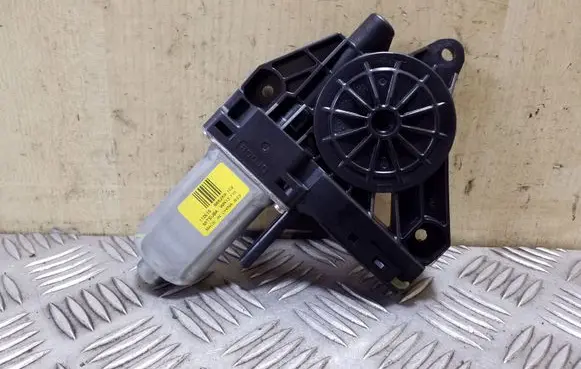 Volvo S60 Front door window regulator motor WR12718 966268102 977427100
