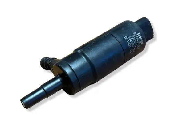 BMW 3 E46 Headlight washer pump 8377430