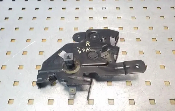 Opel Vivaro Sliding door lock 8200004828 91166041