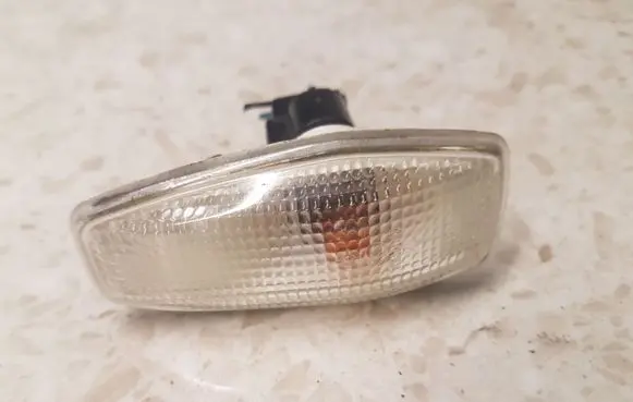 KIA Ceed Front fender indicator light E130150290