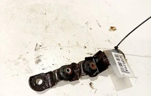 Volkswagen Polo IV 9N3 Radiator mount bracket 