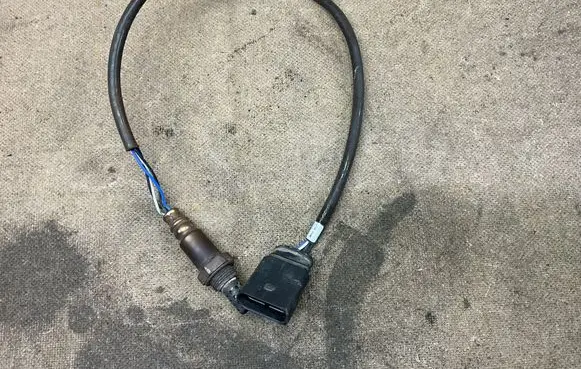 Skoda Fabia Mk1 (6Y) Lambda probe sensor 25930