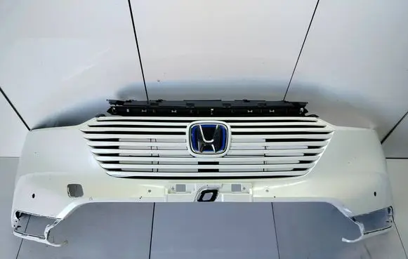 Honda HR-V Front bumper 71101-3M0-ZZ00
