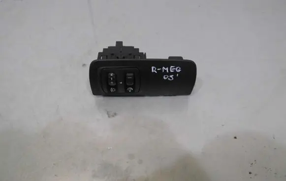 Renault Megane III Fog light switch 640450010R