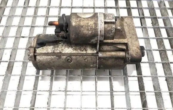 Renault Master II Starter motor S3024