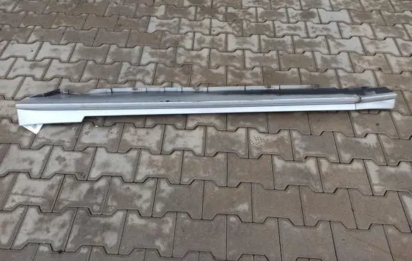 Ford Mustang IV Sill
