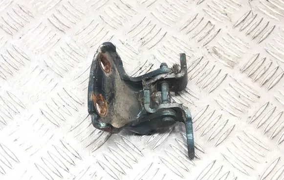 Honda CR-V Rear door upper hinge 