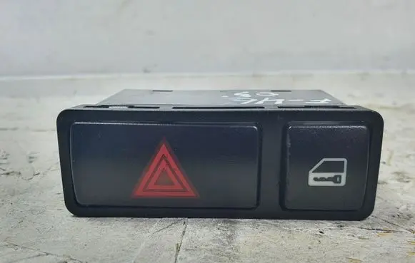 BMW 3 E46 Hazard light switch 61318368920