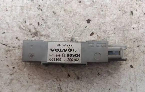 Volvo V70 Airbag deployment crash/impact sensor 9452777