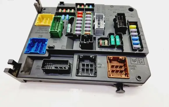 Citroen C4 II BSM Control unit 9806687980 353150193
