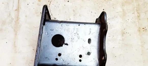 KIA Ceed Front bumper mounting bracket