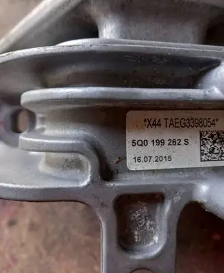 Volkswagen Golf SportWagen Engine mount bracket 5Q0199262S 16072015 X44AAEC3398054