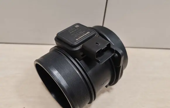 Volvo V50 Mass air flow meter 5WK97002 9645948980