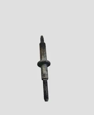 Mazda CX-7 Fuel Injector clamp holder