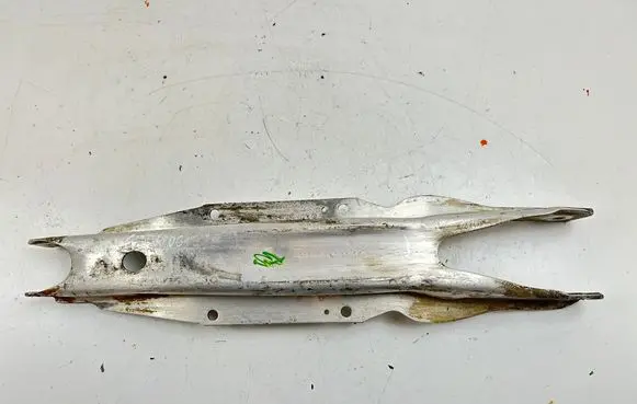 Rear control arm