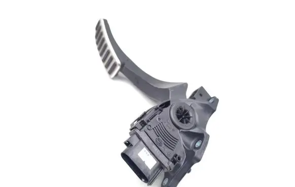 Volkswagen PASSAT B8 Accelerator throttle pedal 31329371 6PV010834 6PV010834-30