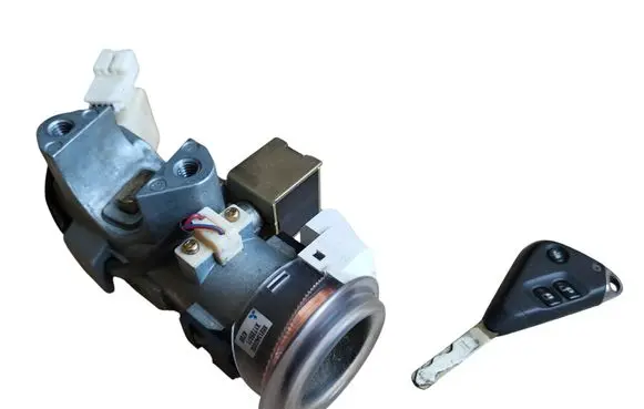 Subaru Legacy Ignition lock 88215AG000 X1T25971