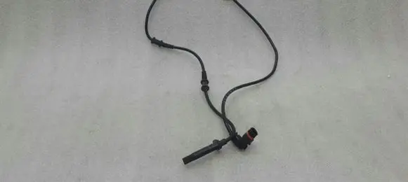 Mercedes-Benz GLE (W166 - C292) ABS brake wheel speed sensor A1669054002