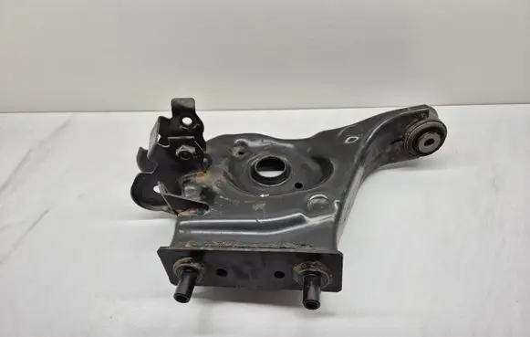 Renault Captur II Rear upper control arm/wishbone 555C17632R