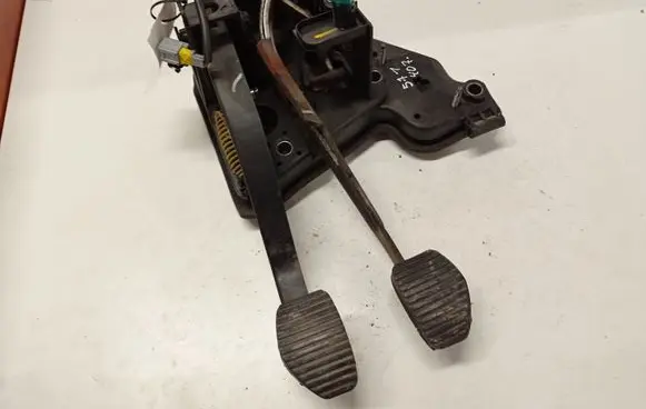 Peugeot 407 Pedal assembly 9663027680 5629 0582